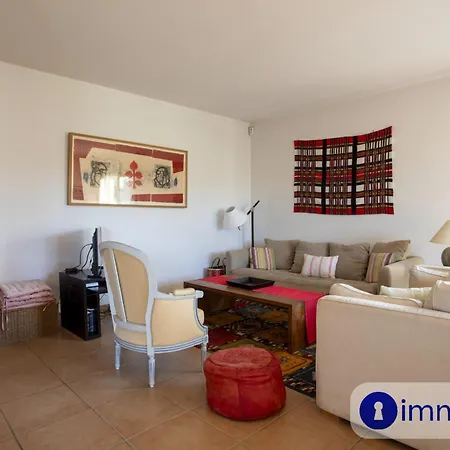 House In With Swimming Pool Hébergement de vacances Nice