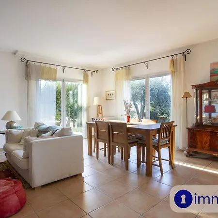 House In With Swimming Pool Nizza